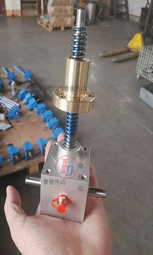 不鏽鋼絲杆升降機